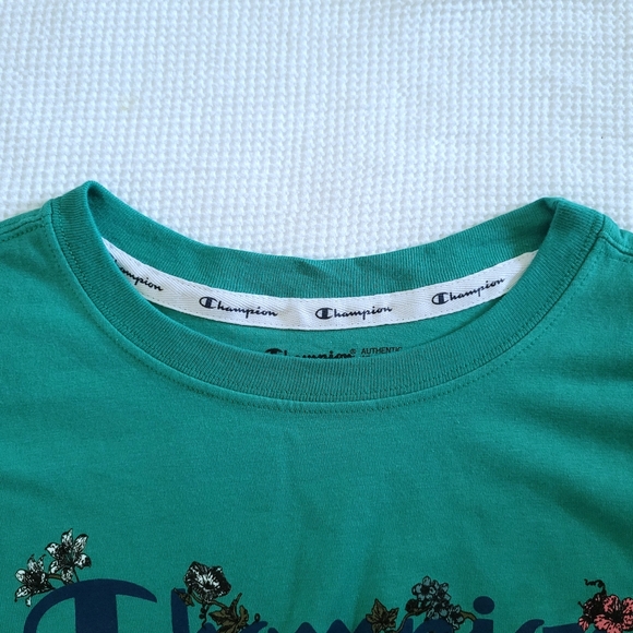 Champion🏆 Jade Green💚 Logo Tee👕 -  NWT - Picture 4 of 13